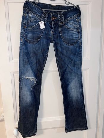 Pantalon femme Pepe Jeans en taille M (38).