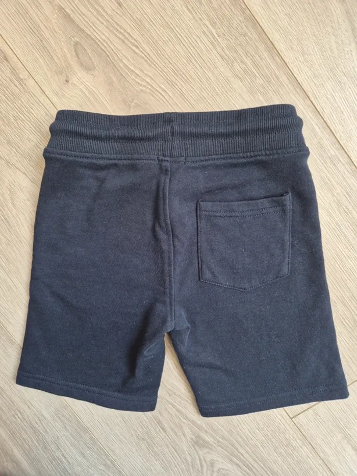 Short Gémo 5 ans - photo numéro 3