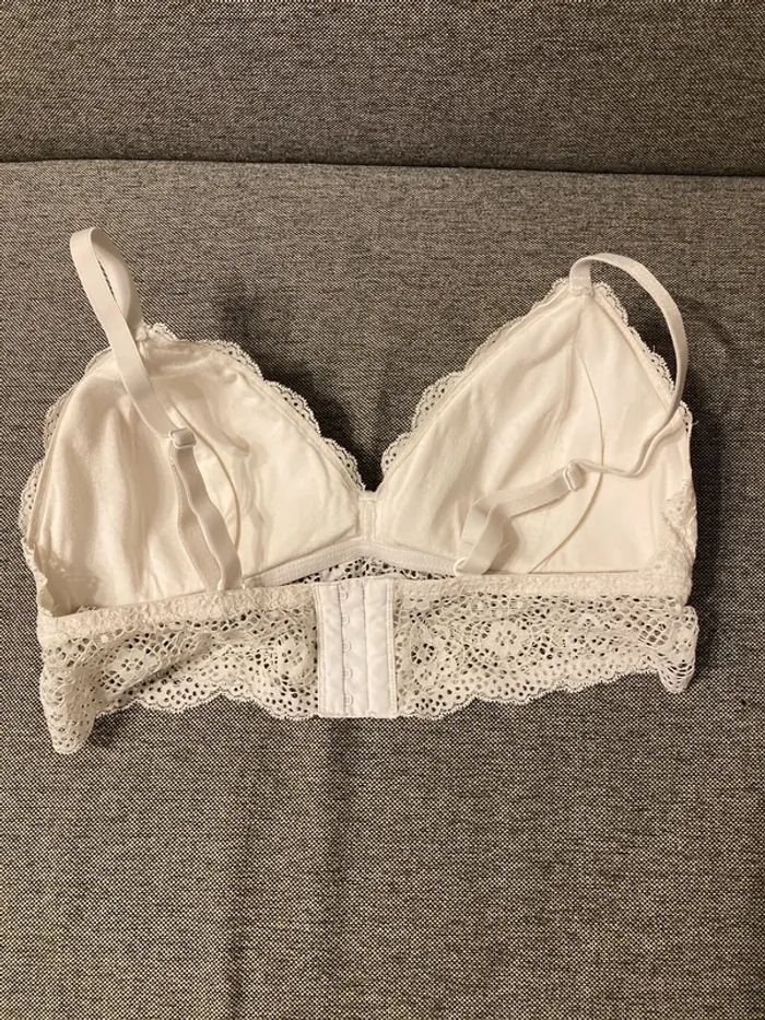 Soutien gorge - photo numéro 2