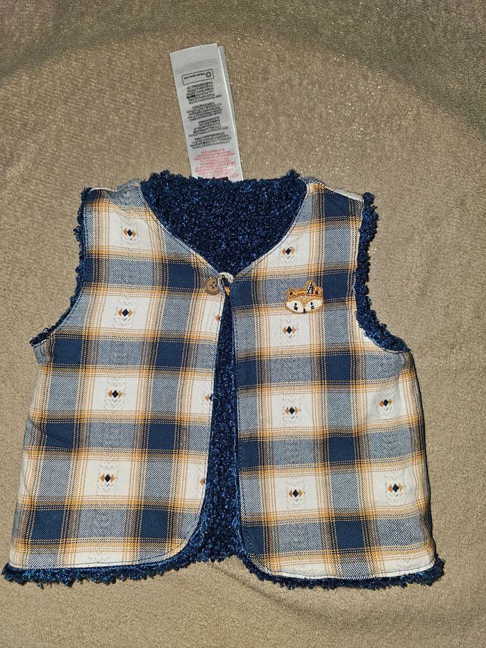 Gilet reversible 6 mois - photo numéro 3