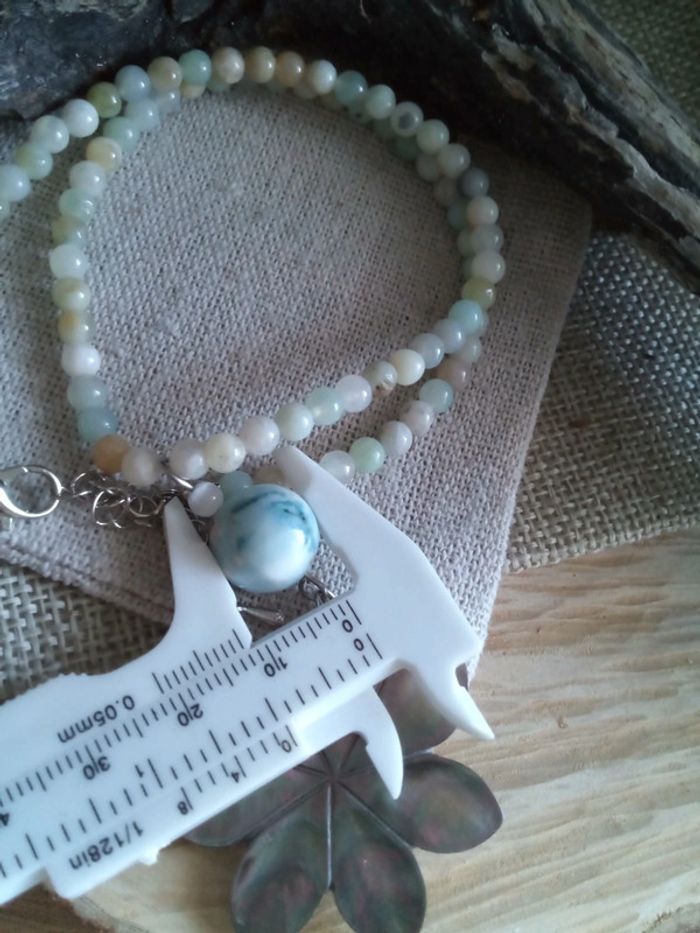 Collier pierres naturelles et fleur en n'acre naturelle - photo numéro 4