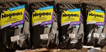 Ninijamas lot de 4 pampers