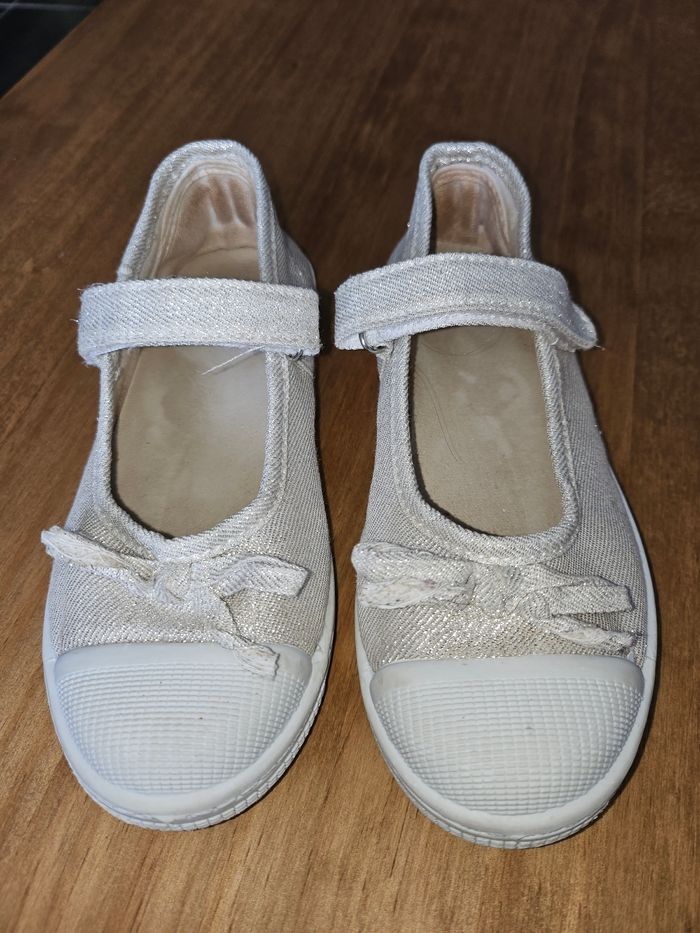Chaussures babies argentés 30