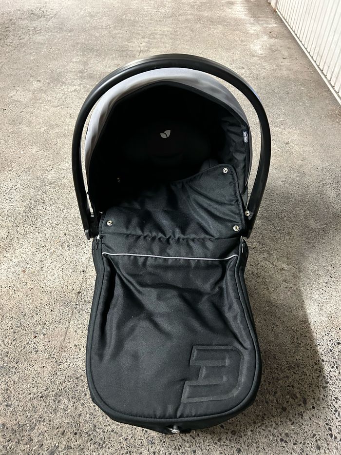 Poussette trio chicco - photo numéro 4