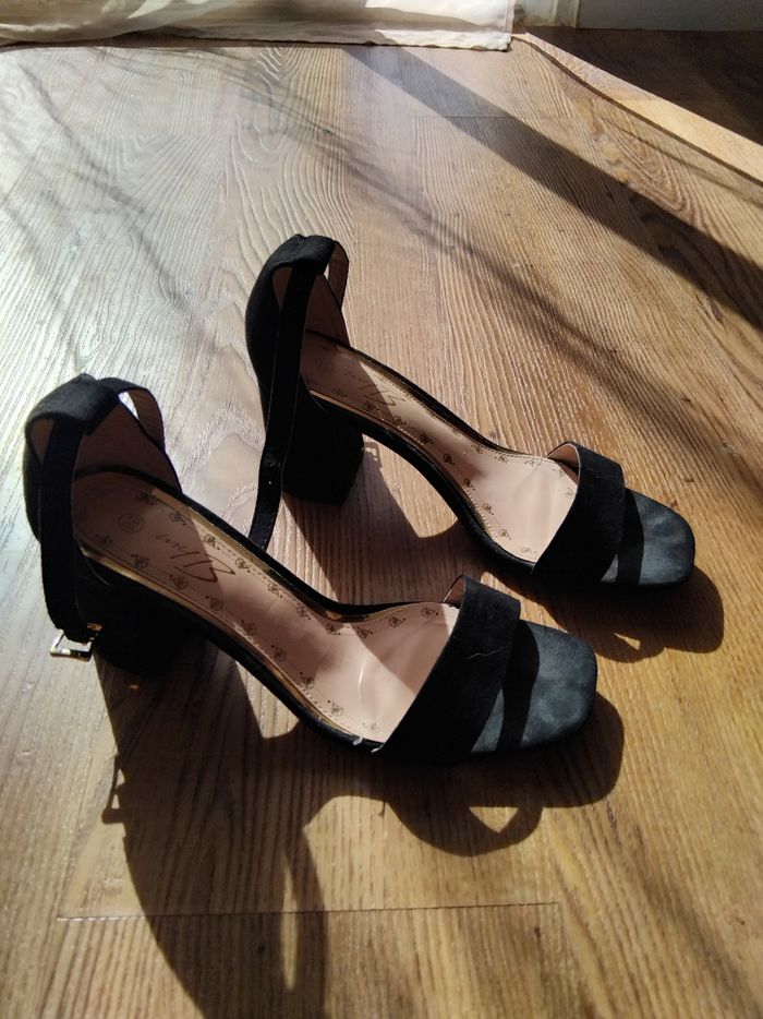 Talon femme - photo numéro 2