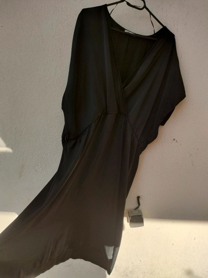 Robe noire 52