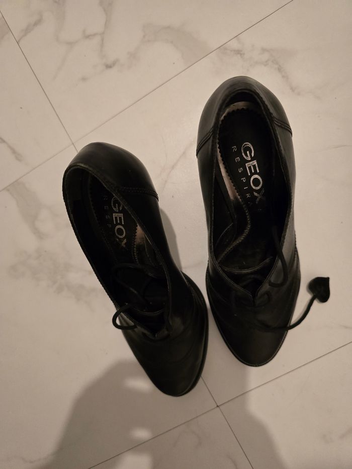 Chaussures a talons jamais portée - photo numéro 8