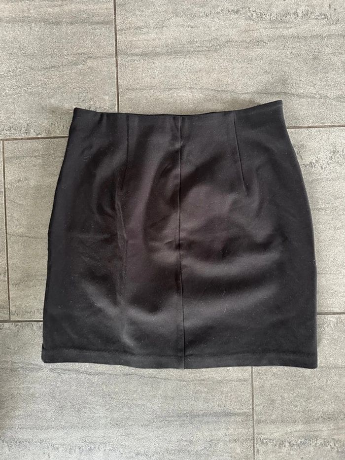 Jupe Noire Stradivarius - photo numéro 2