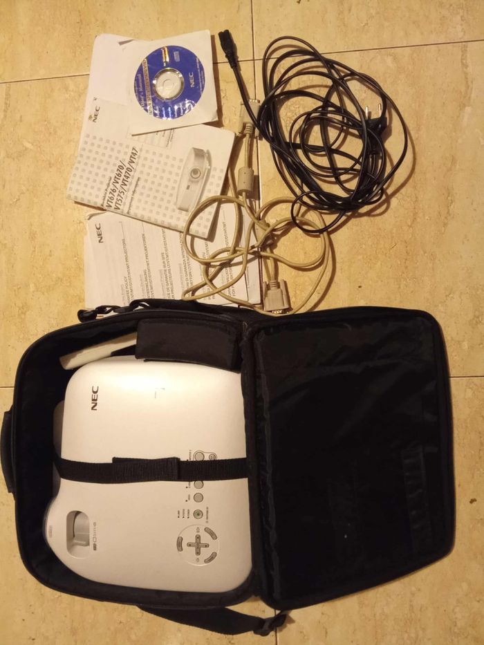 Vidéoprojecteur NEC VT670