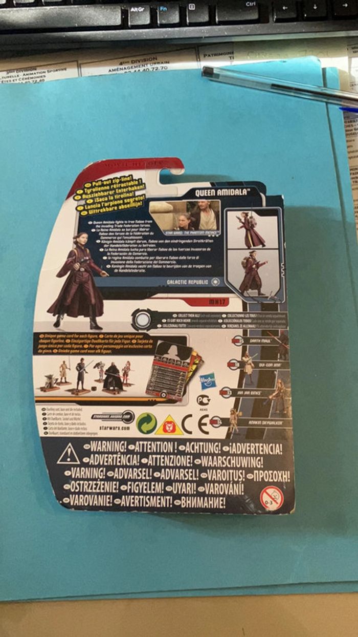 Figurine Hasbro. Queen Amidala. Star wars. - photo numéro 2