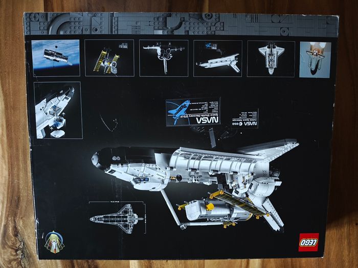 Lego 10283 La navette spatiale Discovery de la NASA - photo numéro 2