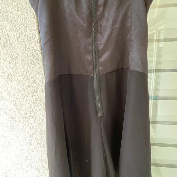 Jolie robe noire bcp taille 38 - photo numéro 4