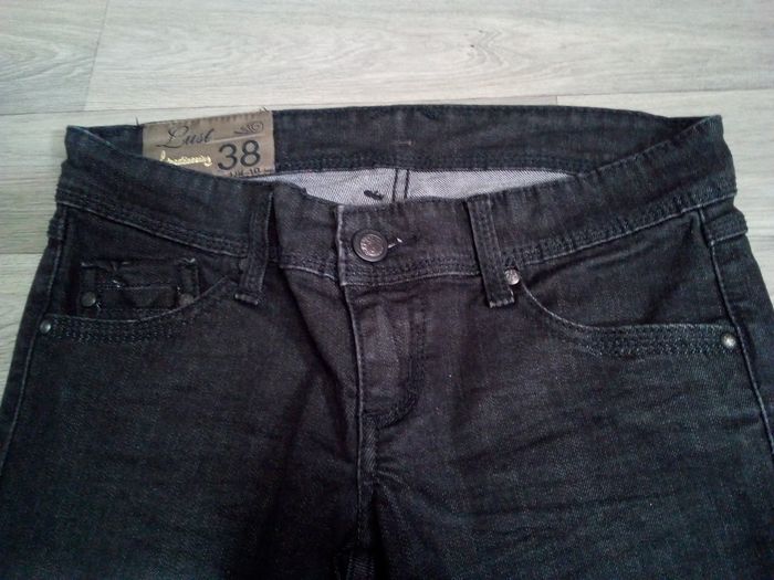 jeans femme T.36 - photo numéro 2