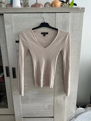 Pull col V beige taille S