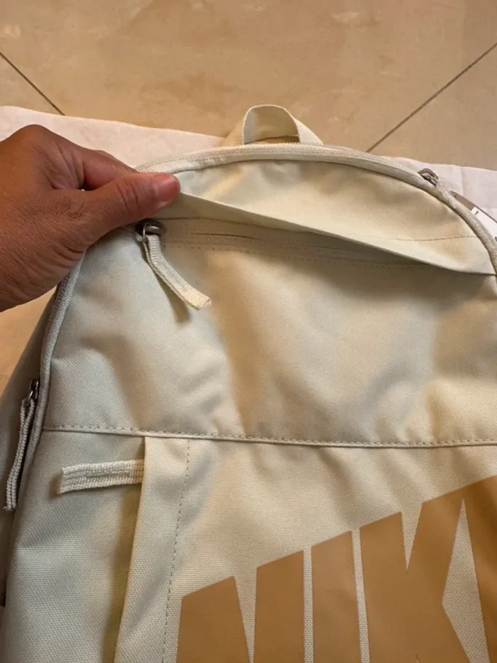 Sac à dos Nike mixte filles ou garçons authentique neuf - photo numéro 3