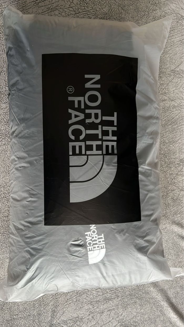 Doudoune the north face taille L - photo numéro 4