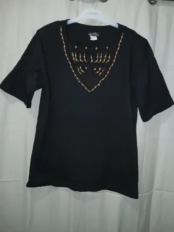 🩷 T-shirt 100% coton taille L.