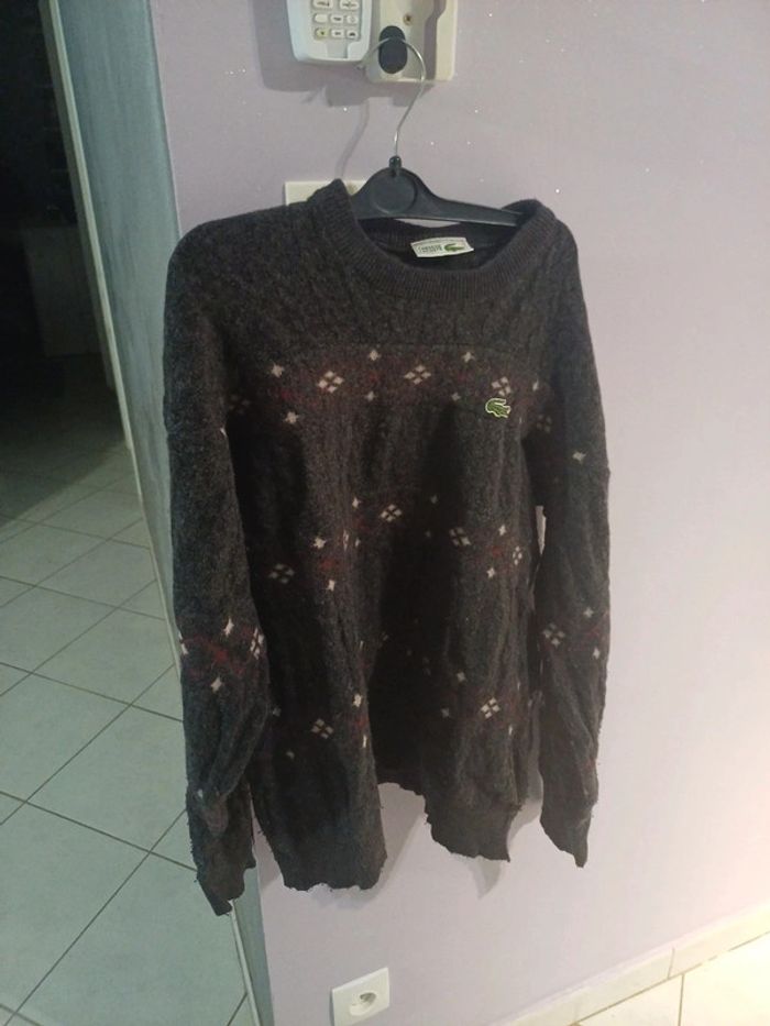 Pull Lacoste bon état logo brodé vert
