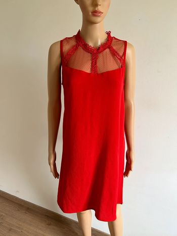 Robe rouge orange sans manches avec dentelle Molly Bracken taille M jamais portée
