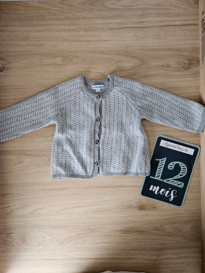 Lot pull 12 mois - photo numéro 9