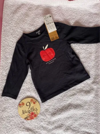 Tee shirt « pomme » Kiabi 9 mois NEUF