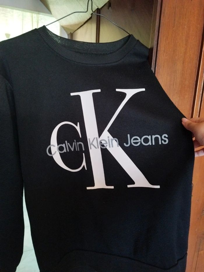 Pull sweat Calvin Klein noir vintage M/38 y2k - photo numéro 9