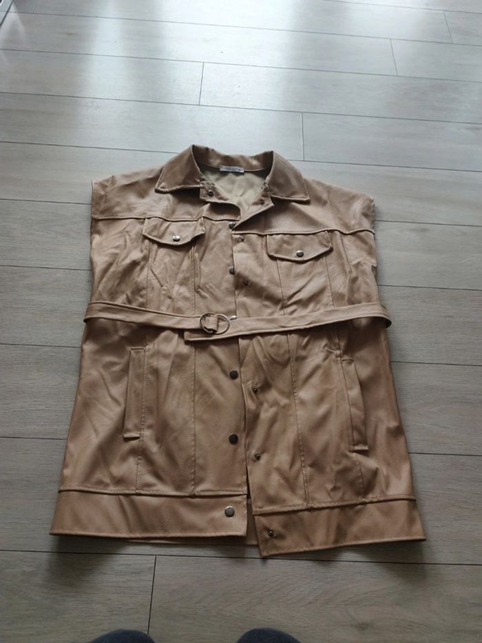 Veste sans manche longue