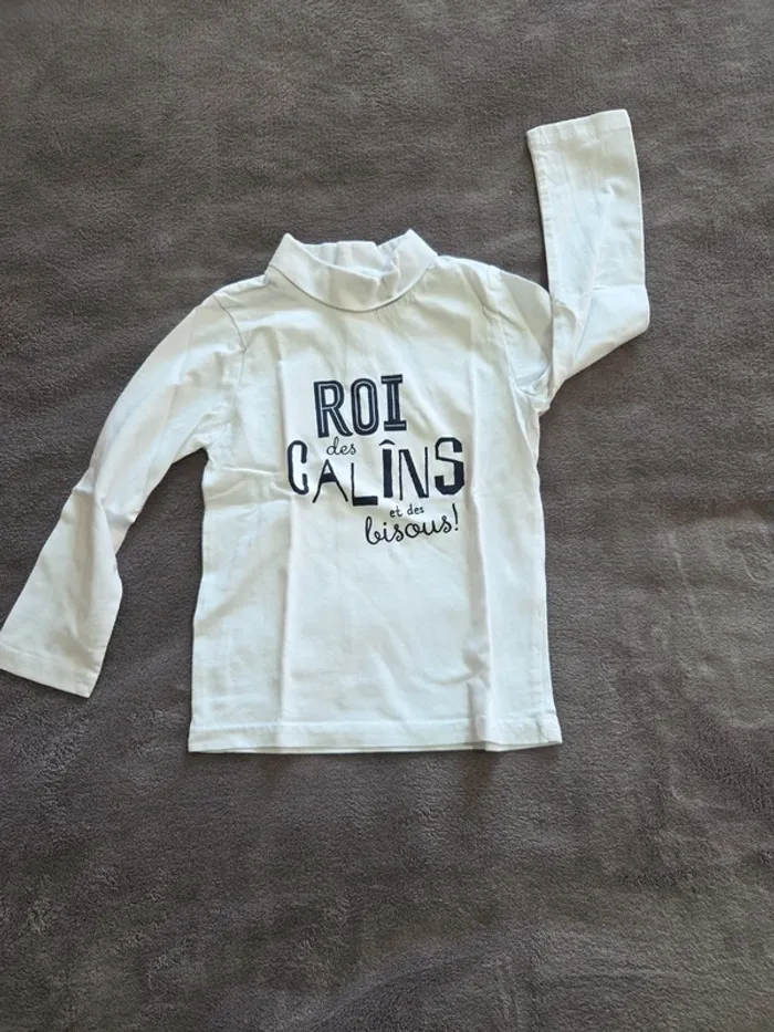 Tee-shirt manches longues col roulé 🌸 3 ans