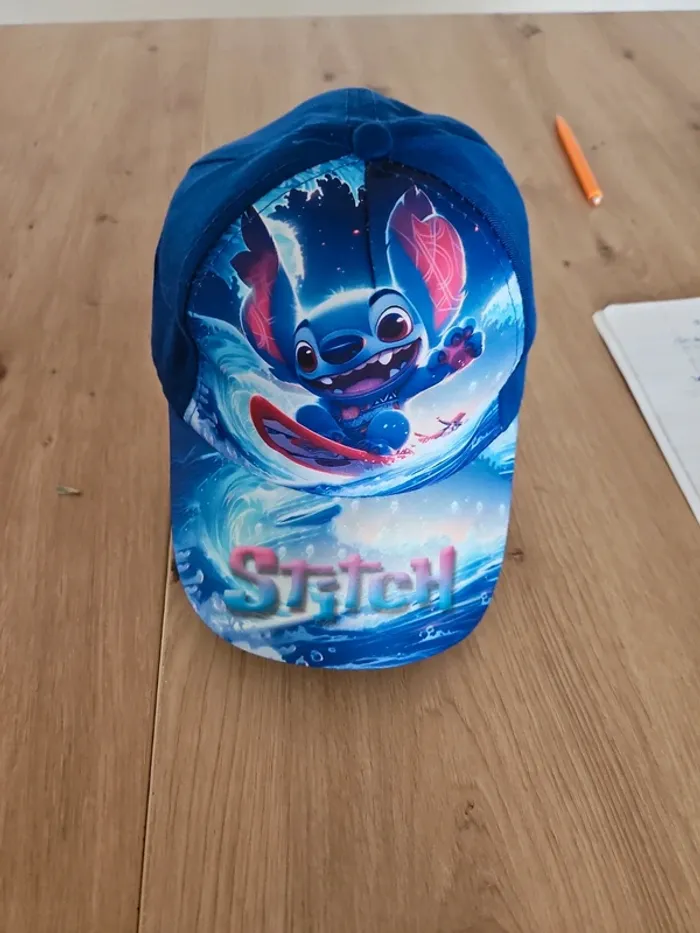 Casquette stitch neuve