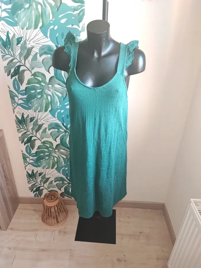 Robe taille M/L - photo numéro 3