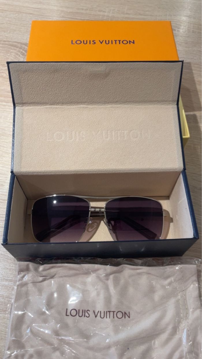 Lunette de soleil - photo numéro 4