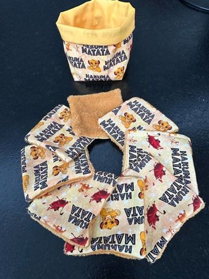 Lingettes lavables bébé motif roi lion Disney lot de 8 et panier - photo numéro 3
