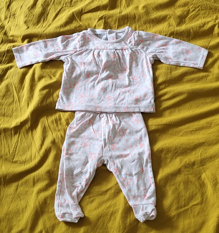 Pyjama 2 pièces fleuri