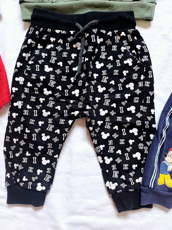 Lot de vêtements taille 6 mois Disney - photo numéro 5