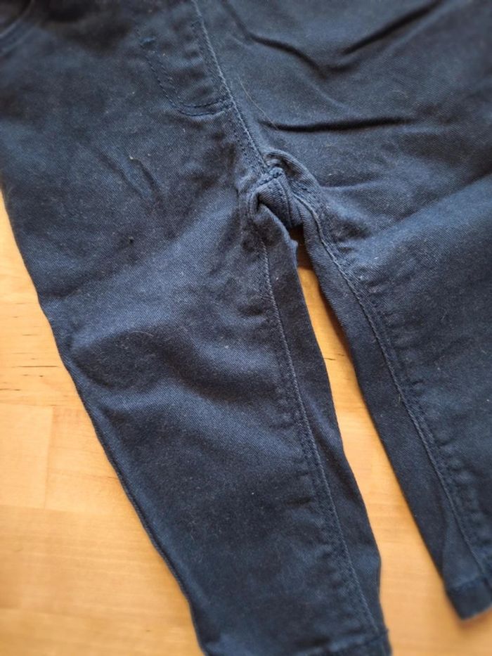Pantalon pour fille taille 12mois marque Gémo très bon état - photo numéro 2