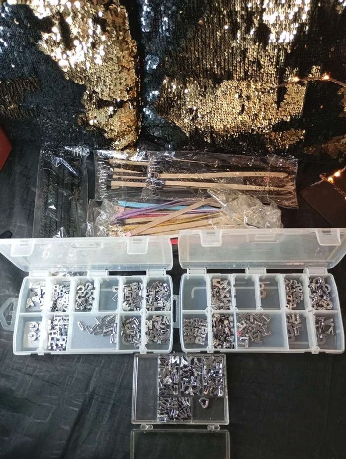 Gros lot création bracelets avec lettres neuf - photo numéro 10