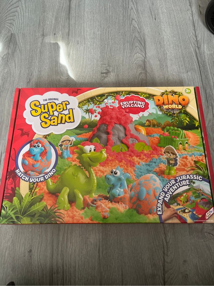 Super sand dinosaures
