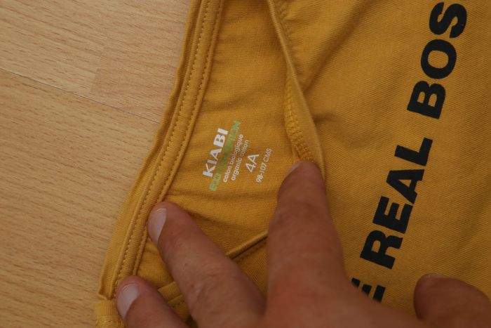 Tshirt moutarde - photo numéro 2