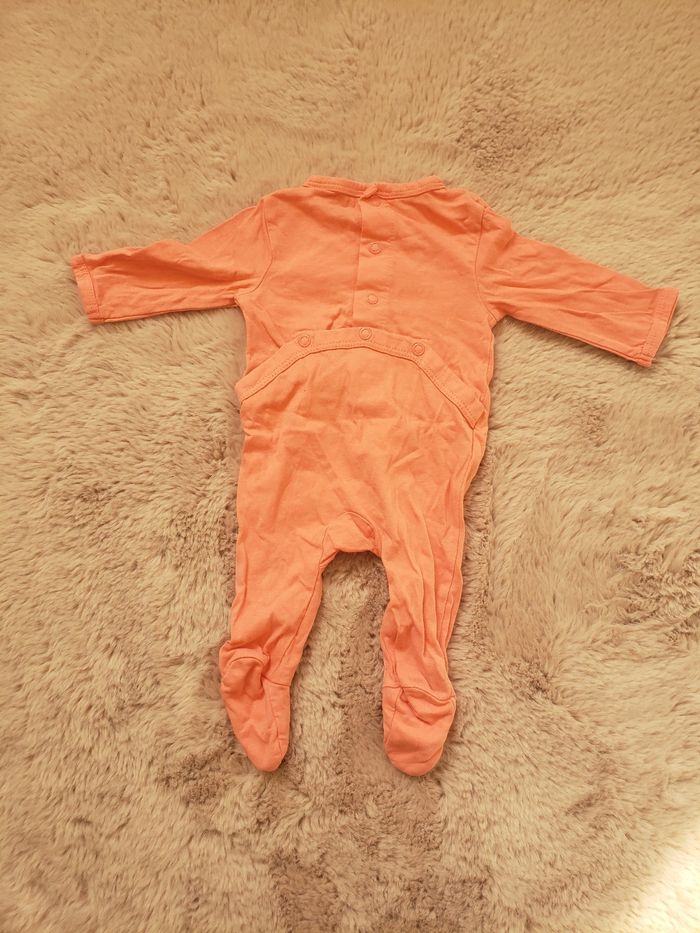 Pyjama 1 mois - photo numéro 4