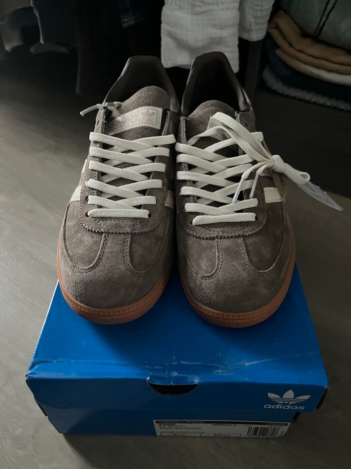 Baskets Adidas Spezial marron - photo numéro 3