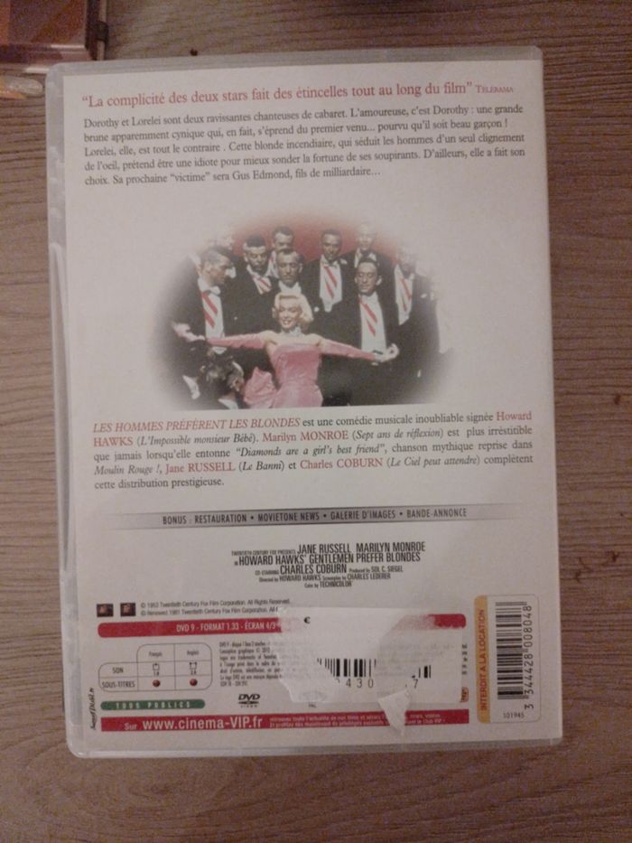 Dvd Marilyn Monroe les hommes préfèrent les blondes - photo numéro 2