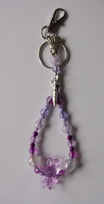 Porte clé ou Déco de sac à main lapin violet