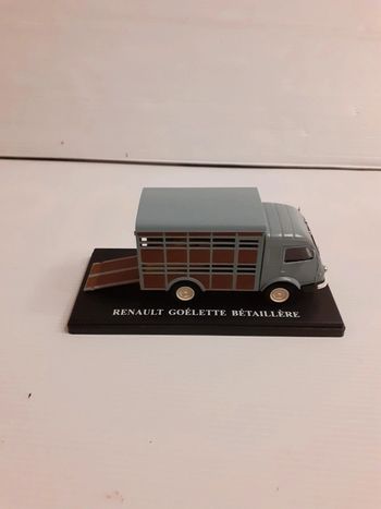 Hachette Renault goélette