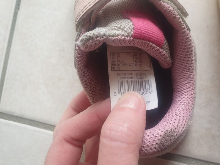 Baskets blanches - Taille 29 - photo numéro 4