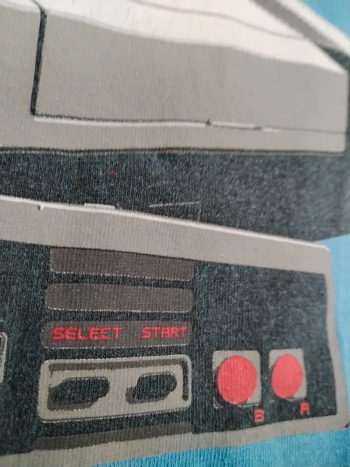 T-shirt motif Nintendo NES Royal T XL - photo numéro 4