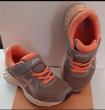 Baskets fille pointure 30 / Asics