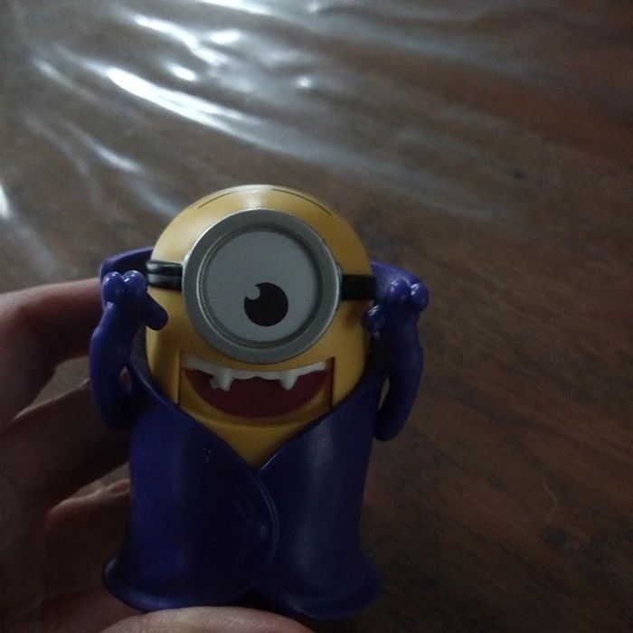 Lot figurines les minions - photo numéro 2