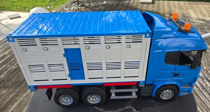 Bruder Bétaillère Scania R