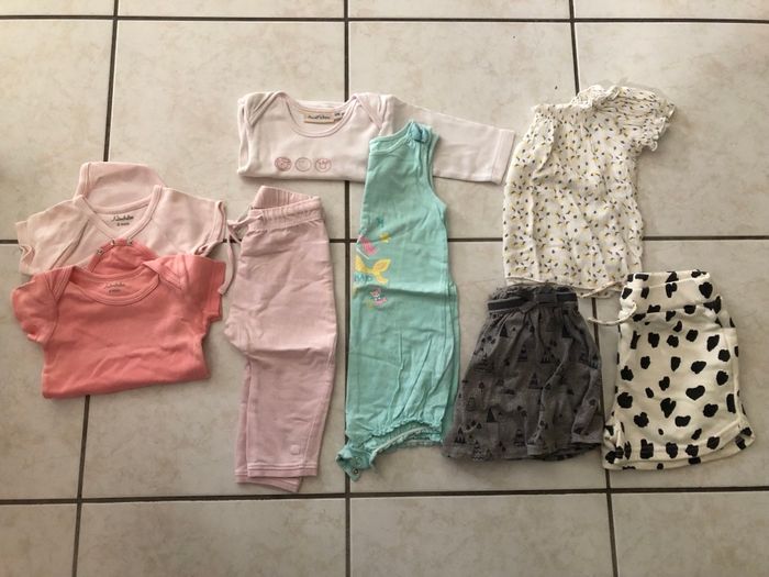 Lot vêtements bébé fille 9 à 18/24 mois - photo numéro 2