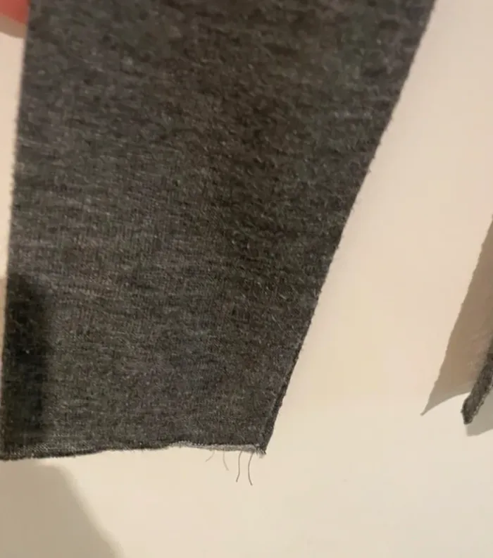 Pull léger Jennyfer - Taille 38 - Très bon état - photo numéro 3